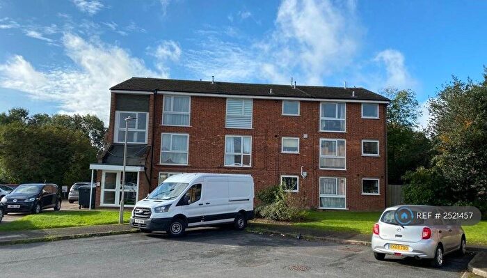 1 Bedroom Flat To Rent In Hardwicke Place, London Colney, St. Albans, AL2