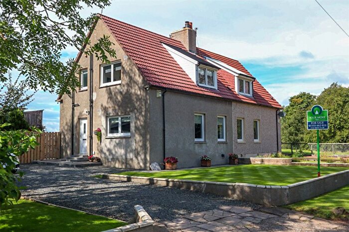 3 Bedroom Semi-Detached House For Sale In Biggarshiels Road, Biggar, South Lanarkshire, ML12