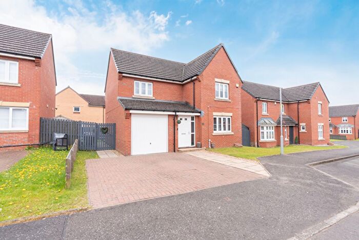 4 Bedroom Detached House For Sale In Sundrum Court, Airdrie, ML6