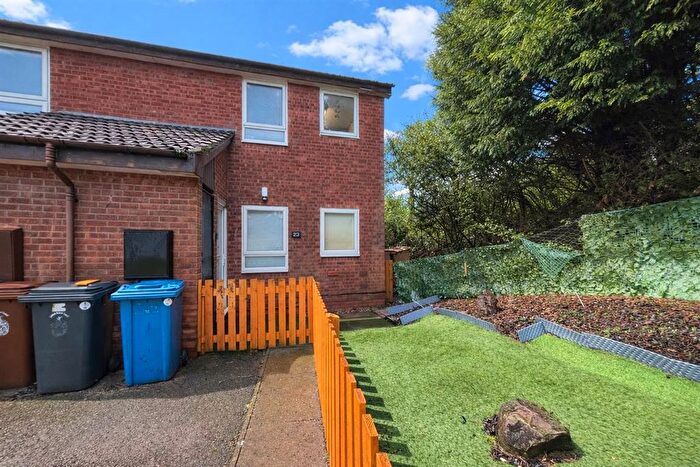 1 Bedroom Maisonette To Rent In Heenan Grove, Lichfield, WS13