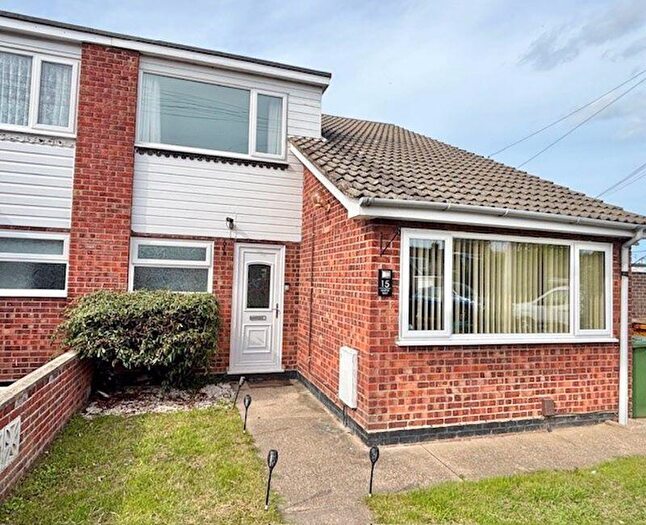 2 Bedroom Semi-Detached House For Sale In Maple Way, Gorleston, NR31