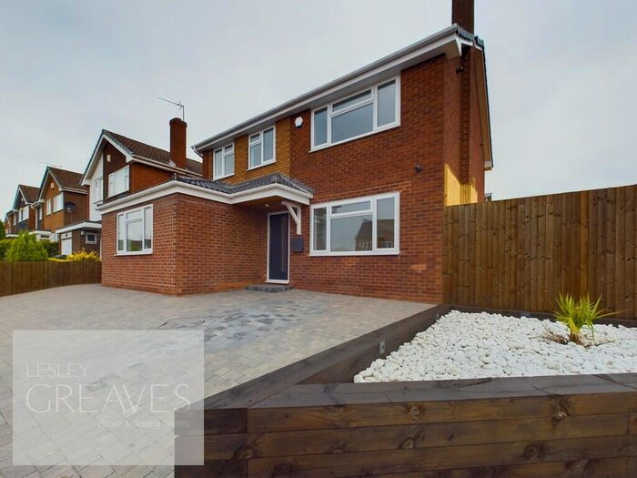 4 Bedroom Detached House To Rent In Greendale Road, Arnold, Nottingham, NG5