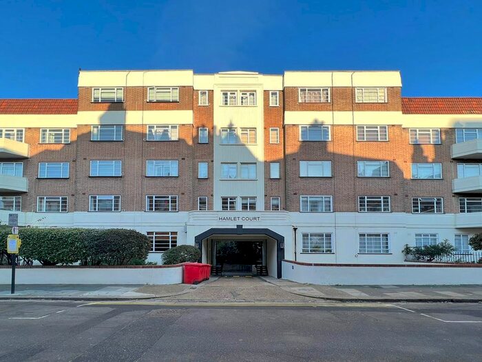 2 Bedroom Flat To Rent In Hamlet Court, Hamlet Gardens, London, W6