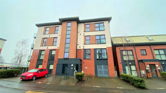 2 Bedroom Flat To Rent In Rodney Road, Newport, NP19