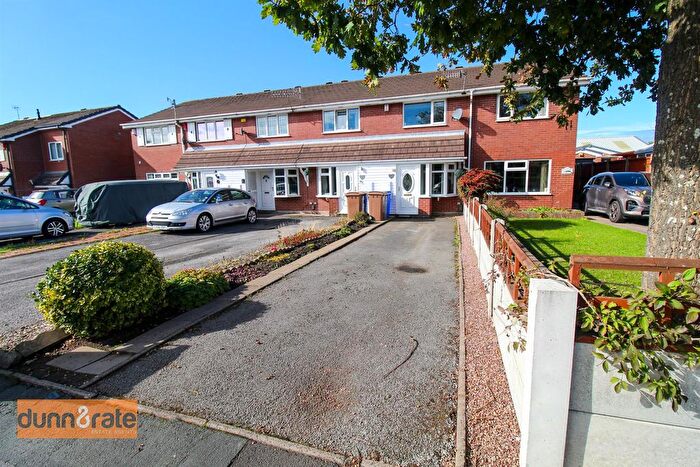 2 Bedroom Town House For Sale In Kilsby Grove, Milton, Stoke-On-Trent, ST2