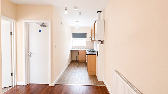 1 Bedroom Flat To Rent In Church Street, Croydon, CR0