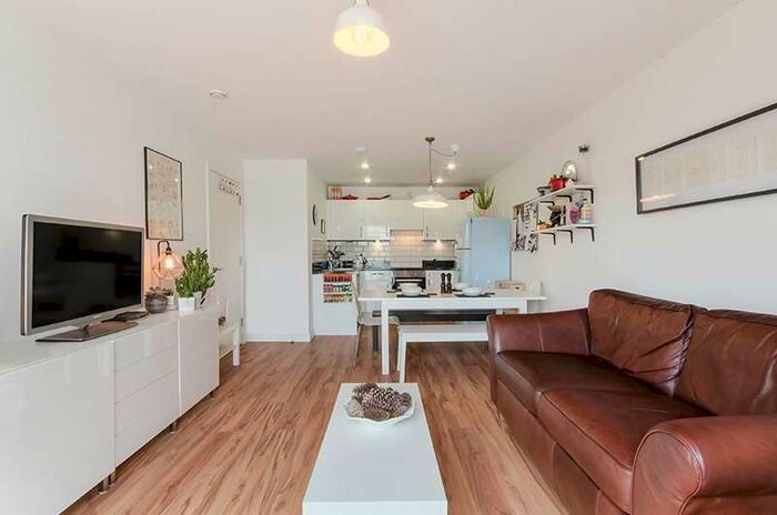 1 Bedroom Apartment To Rent In Millstream Road, Bermondsey, SE1