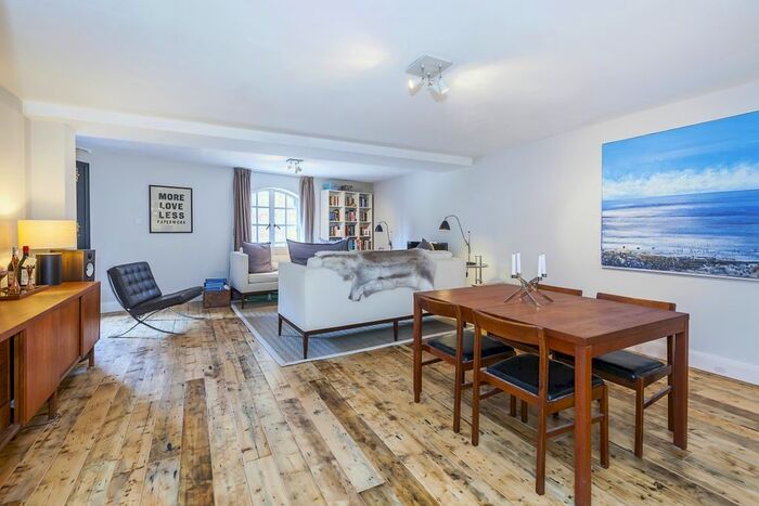 1 Bedroom Flat To Rent In Java Wharf, Shad Thames, SE1