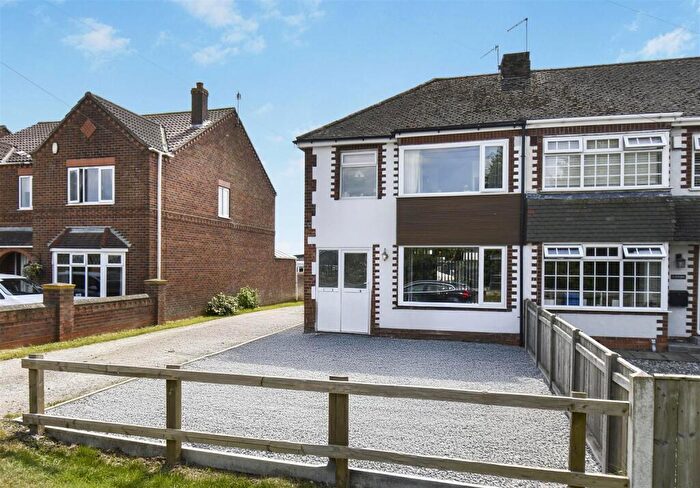 3 Bedroom End Of Terrace House For Sale In Ottringham Road, Keyingham, Hull, HU12