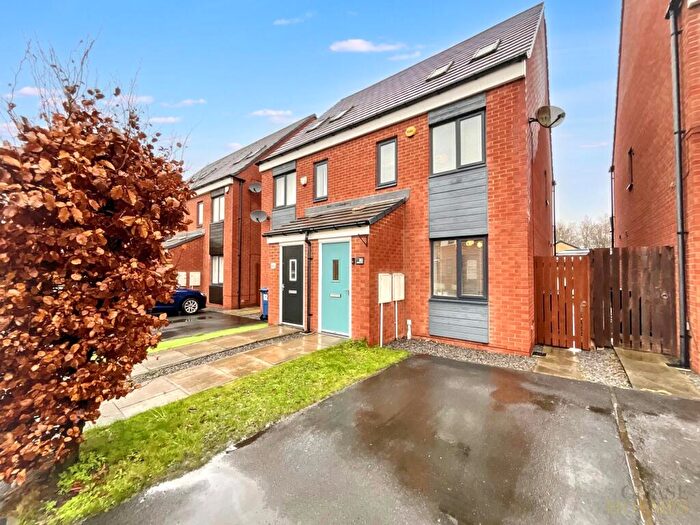 3 Bedroom House For Sale In St. Aloysius View, Hebburn, NE31