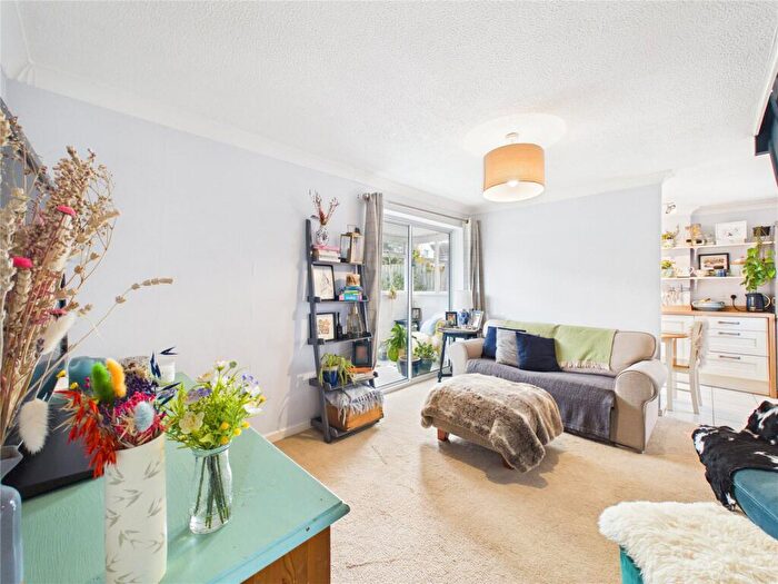 1 Bedroom Terraced House For Sale In Sidmouth Gardens, Bristol, BS3