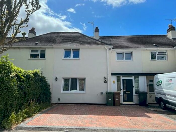 3 Bedroom House To Rent In Harrow Way, Andover, SP10