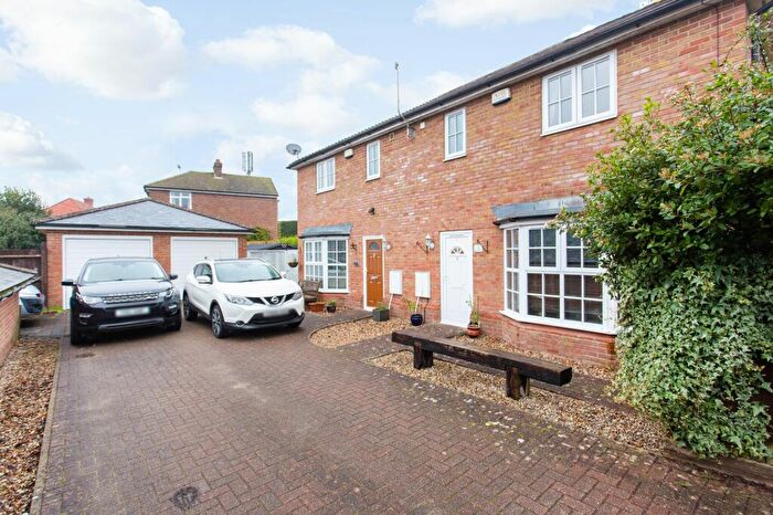 3 Bedroom Semi-Detached House For Sale In Dover Road, Barham, CT4