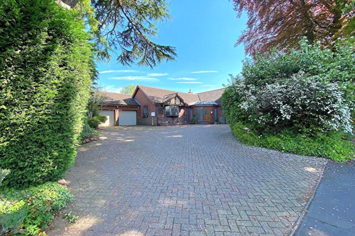 2 Bedroom Detached Bungalow For Sale In Glenelg Drive, Pedmore, Stourbridge, DY8