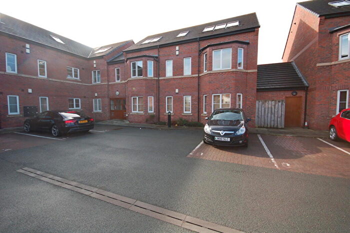 2 Bedroom Apartment For Sale In Boundary Court, Tarvin Road, CH3