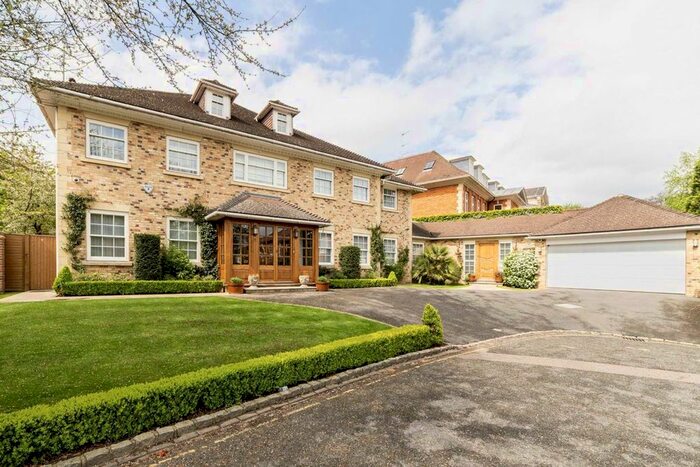 6 Bedroom Detached House To Rent In Greenoak Way, London, SW19