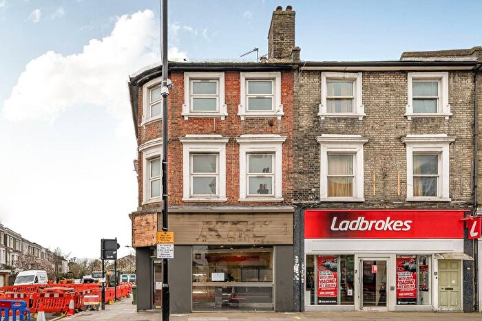 Studio To Rent In Uxbridge Road, Shepherd's Bush, London, W12