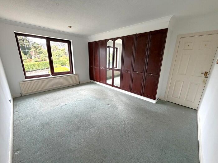 3 Bedroom Detached Bungalow For Sale In Cotton Close, Broadstone, BH18 - Photo 12