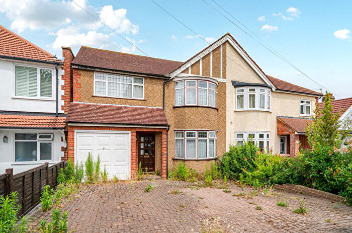 4 Bedroom Semi-Detached House For Sale In Harland Avenue, Sidcup, DA15