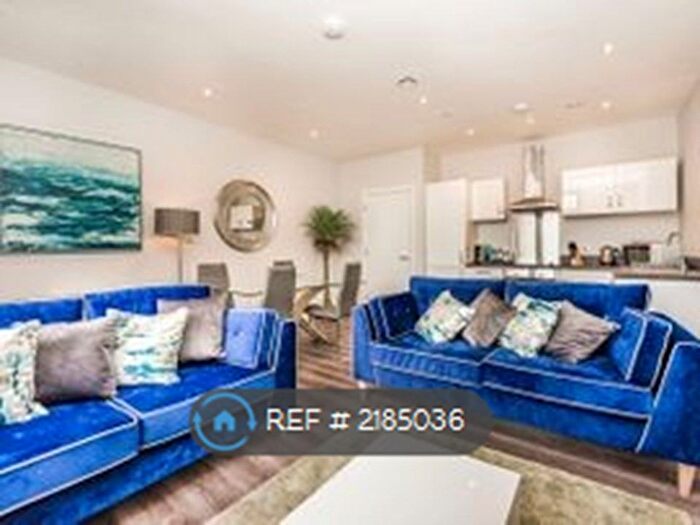 2 Bedroom Flat To Rent In Regal Place, Waterloo, Liverpool, L22