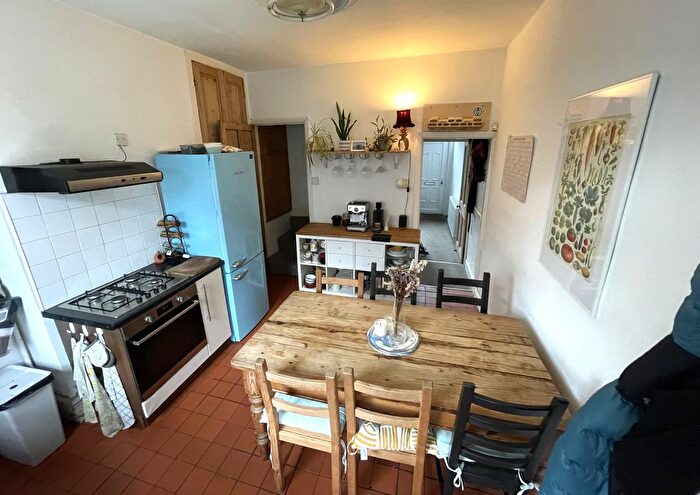 3 Bedroom Terraced House To Rent In Ashford Road, Sharrow Vale, Sheffield, S11