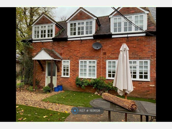 3 Bedroom Semi-Detached House To Rent In Little Coxwell, Faringdon, SN7