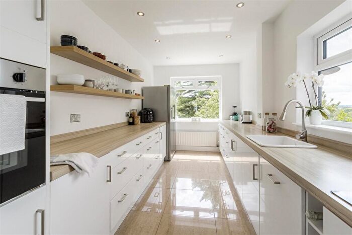 4 Bedroom Detached House For Sale In Ashby Road, Donisthorpe, DE12