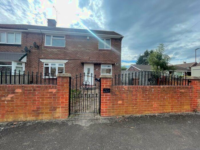 3 Bedroom Semi-Detached House To Rent In Gillingham Road, Grindon, Sunderland, SR4