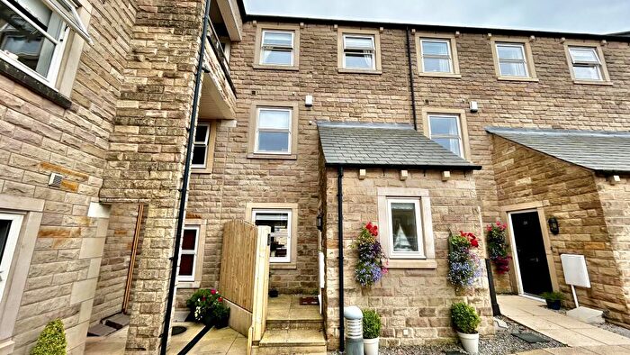 3 Bedroom Mews For Sale In Clover Croft, Higham, Burnley, BB12