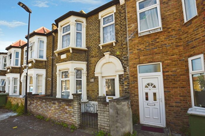 4 Bedroom Terraced House For Sale In Carson Road, London, E16
