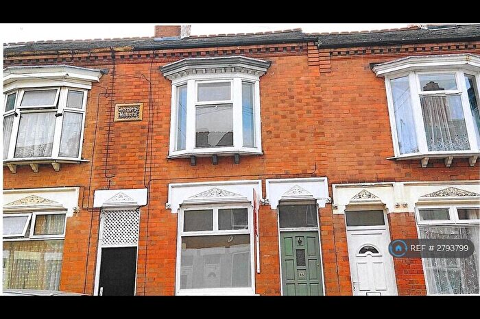 3 Bedroom Terraced House To Rent In Wolverton Road, Leicester, LE3