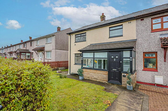 2 Bedroom End Of Terrace House For Sale In Dean Road, Helmshore, Rossendale, BB4