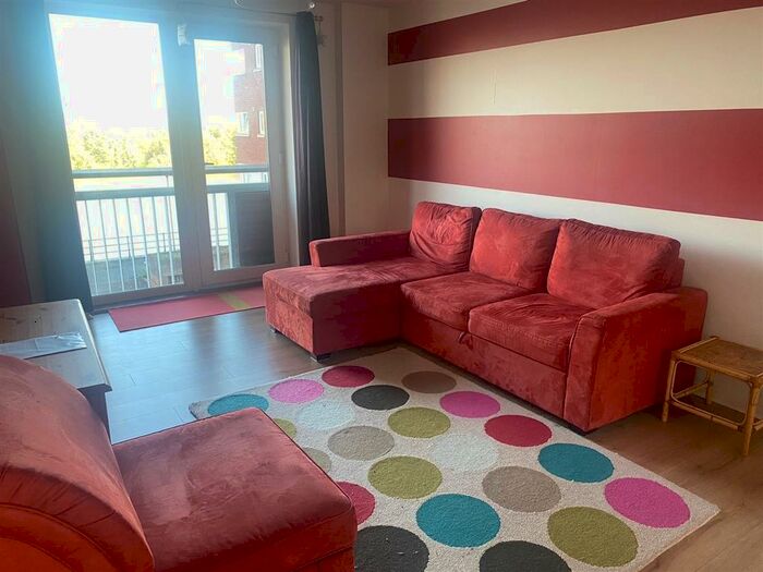 1 Bedroom Apartment To Rent In Jim Driscoll Way, Cardiff, CF11