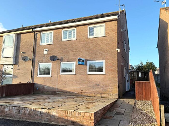 2 Bedroom Flat For Sale In Ashfield Close, Exmouth, EX8