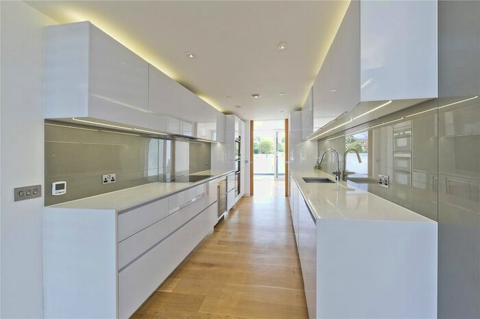 4 Bedroom Detached House To Rent In Pangbourne Avenue, London, W10
