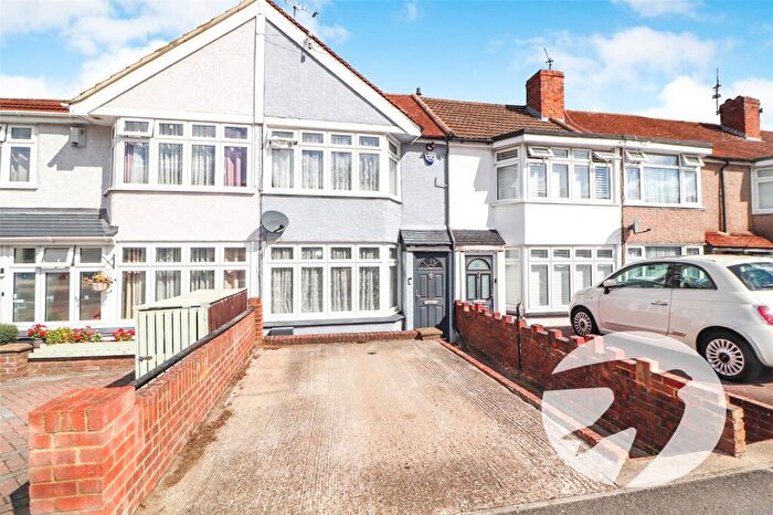 2 Bedroom Terraced House For Sale In Parkside Avenue, Bexleyheath, DA7