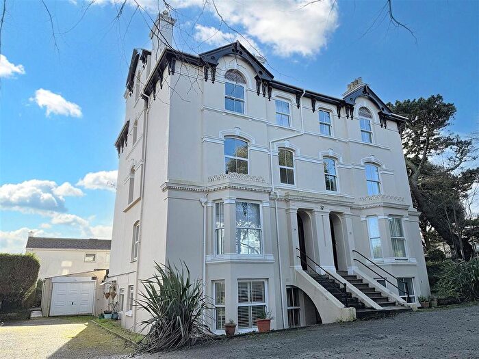 2 Bedroom Flat For Sale In Melvill Road, Falmouth, TR11
