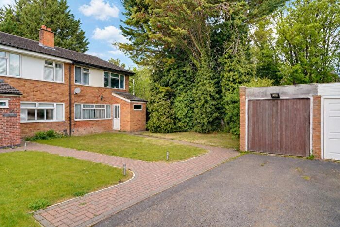 4 Bedroom Semi-Detached House For Sale In Green Drift Royston, SG8