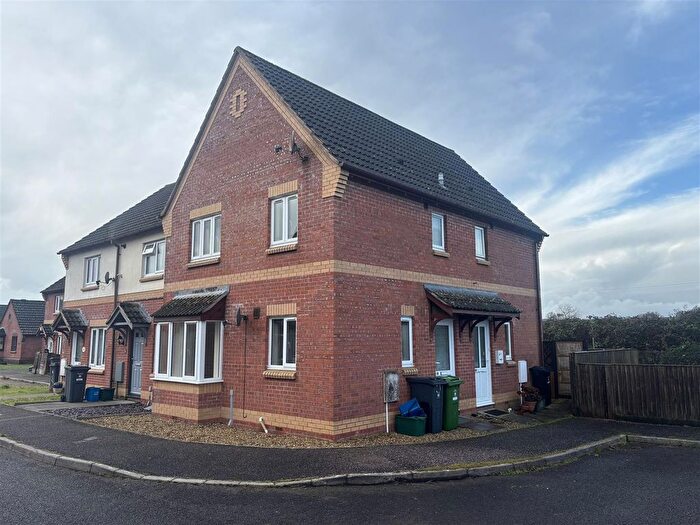2 Bedroom End Terrace House To Rent In The Cricketers, Axminster, EX13