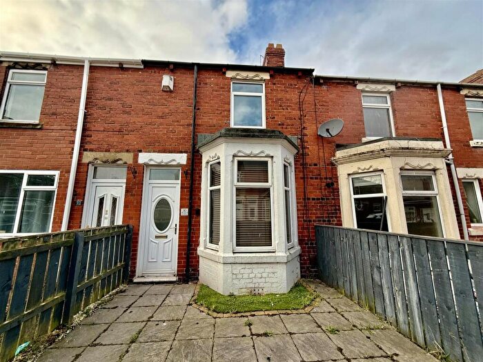 2 Bedroom Terraced House To Rent In Fowler Gardens, Gateshead, NE11