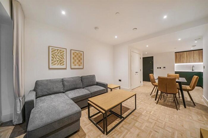 1 Bedroom Flat To Rent In Munstead Apartment, Ocj, London, SW11