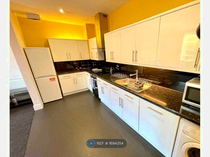 5 Bedroom Flat To Rent In Whiteladies Road, Bristol, BS8