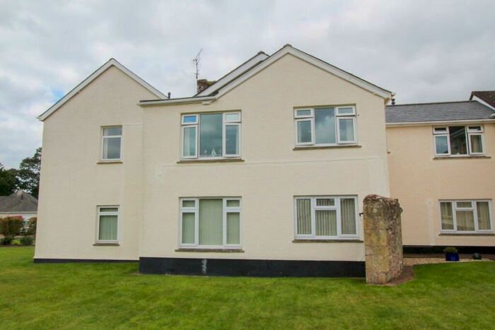 2 Bedroom Flat To Rent In St Martins Court, Sidmouth, EX10
