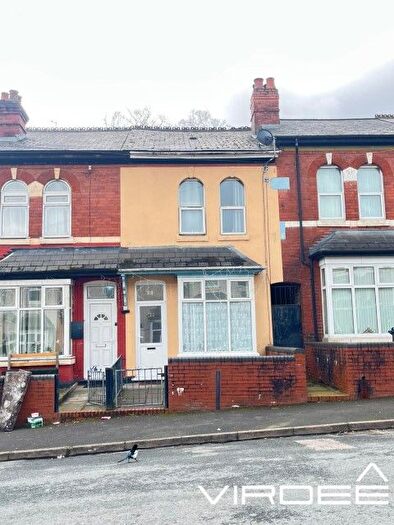 3 Bedroom Terraced House For Sale In Hamilton Road, Handsworth, West Midlands, B21