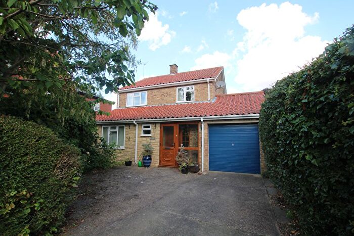 3 Bedroom Detached House For Sale In Spridlington Road, Faldingworth, LN8
