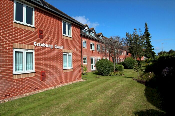 1 Bedroom Flat To Rent In Cissbury Court, Findon Valley, Worthing, BN14
