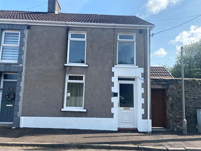3 Bedroom End Of Terrace House For Sale In High Street, Pontarddulais, Swansea, SA4