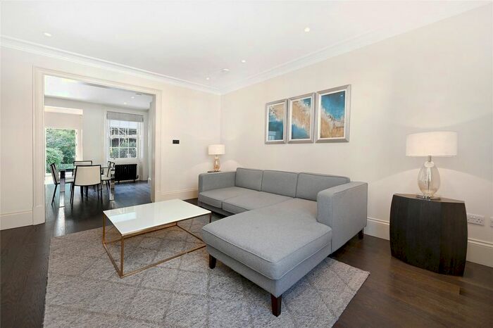 2 Bedroom Flat To Rent In Ebury Street, Belgravia, London, SW1W