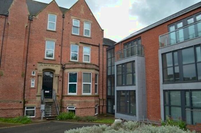 1 Bedroom Studio To Rent In Manygates Park, Wakefield, WF1