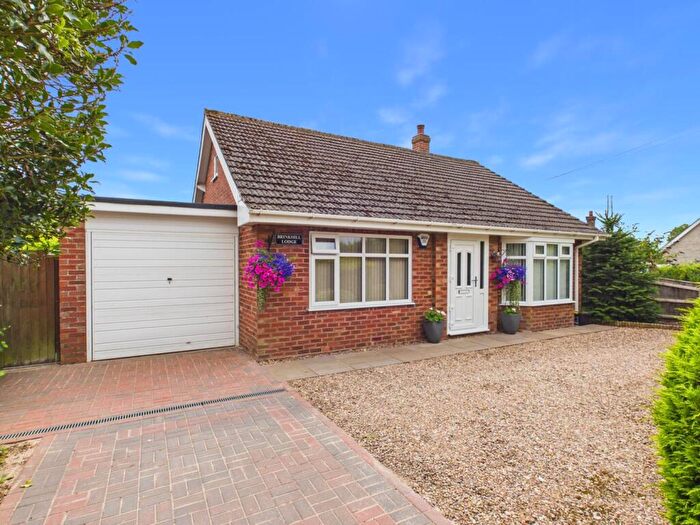 2 Bedroom Bungalow For Sale In Main Road, Thimbleby, Horncastle, LN9